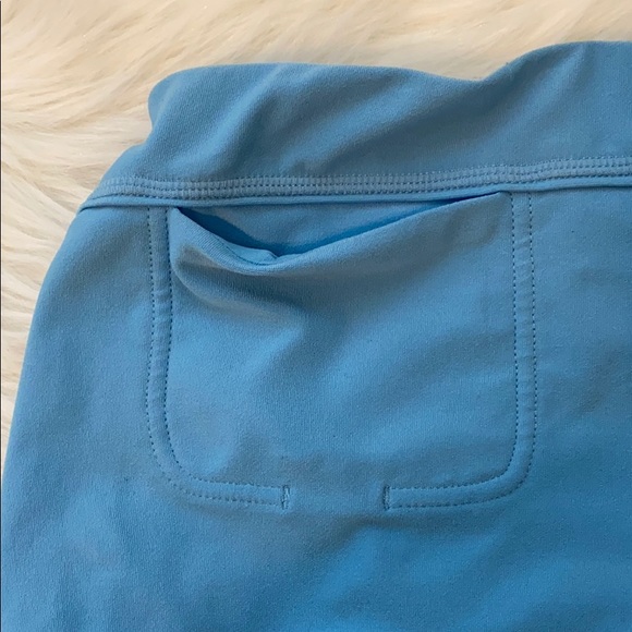 Nike Dri•Fit Shorts with inner spandex - Picture 5 of 6